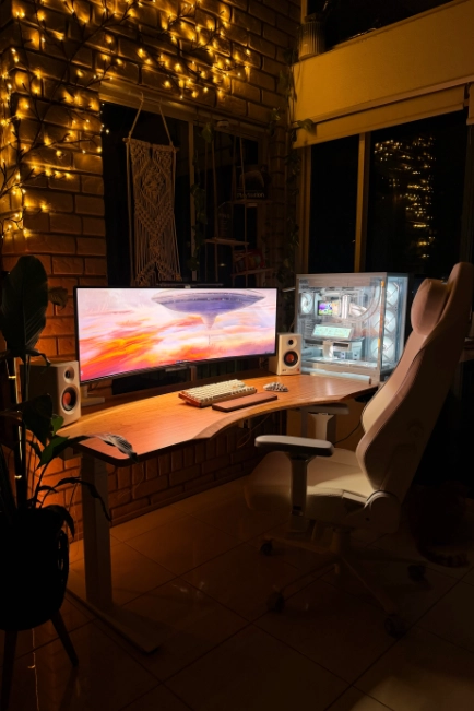 Web by Varis office Web by Varis office workspace